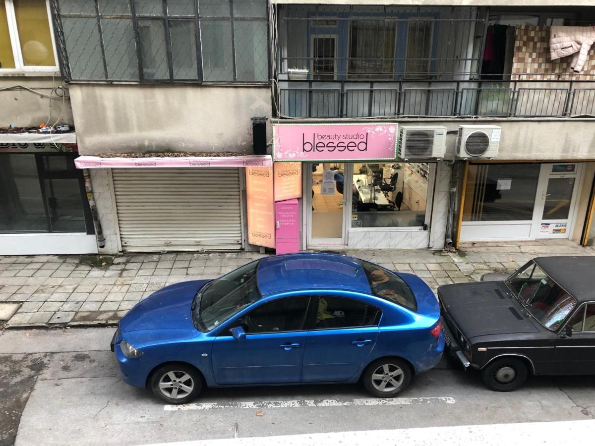Боксониера Georgi Georgiev Varna Exterior foto